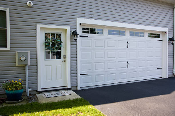 24/7 Emergency Garage Door Roller Replacement experts in Amesti, CA